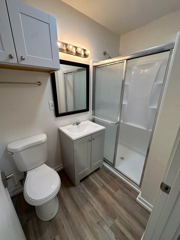 5627B Riley St - Photo 4 of 10