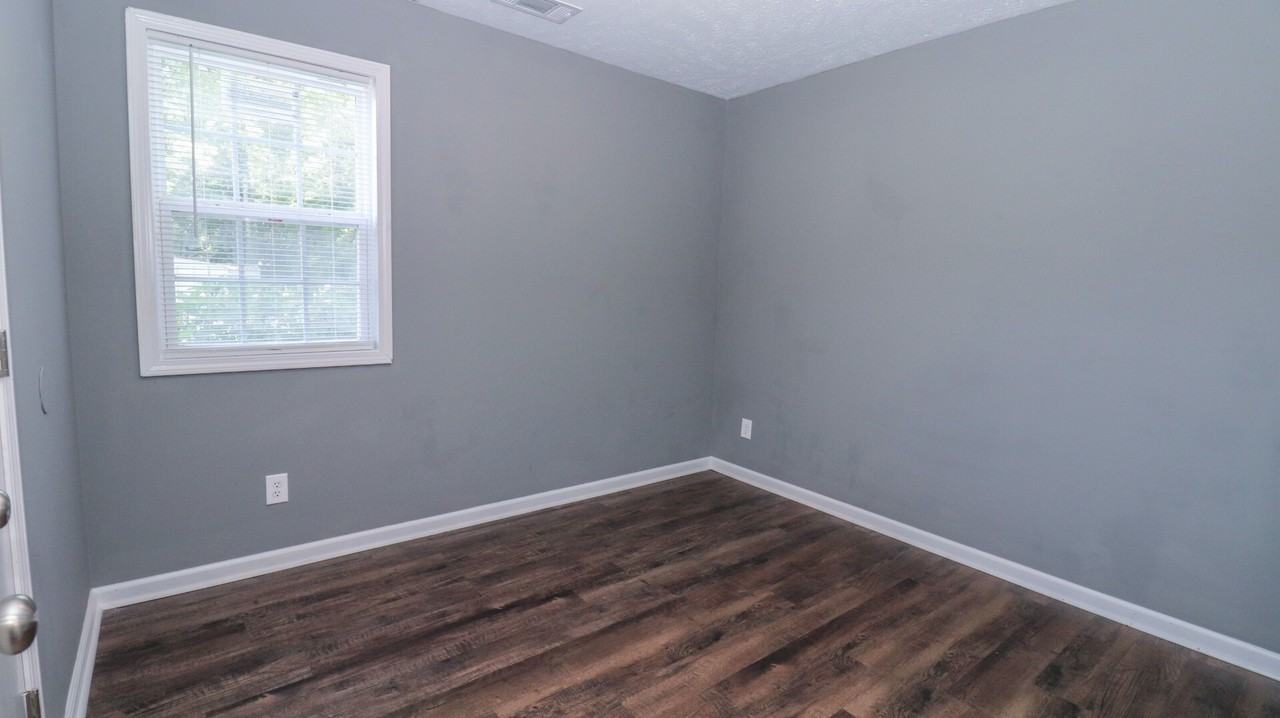 511 Johnson Street Apt A - Photo 6 of 7