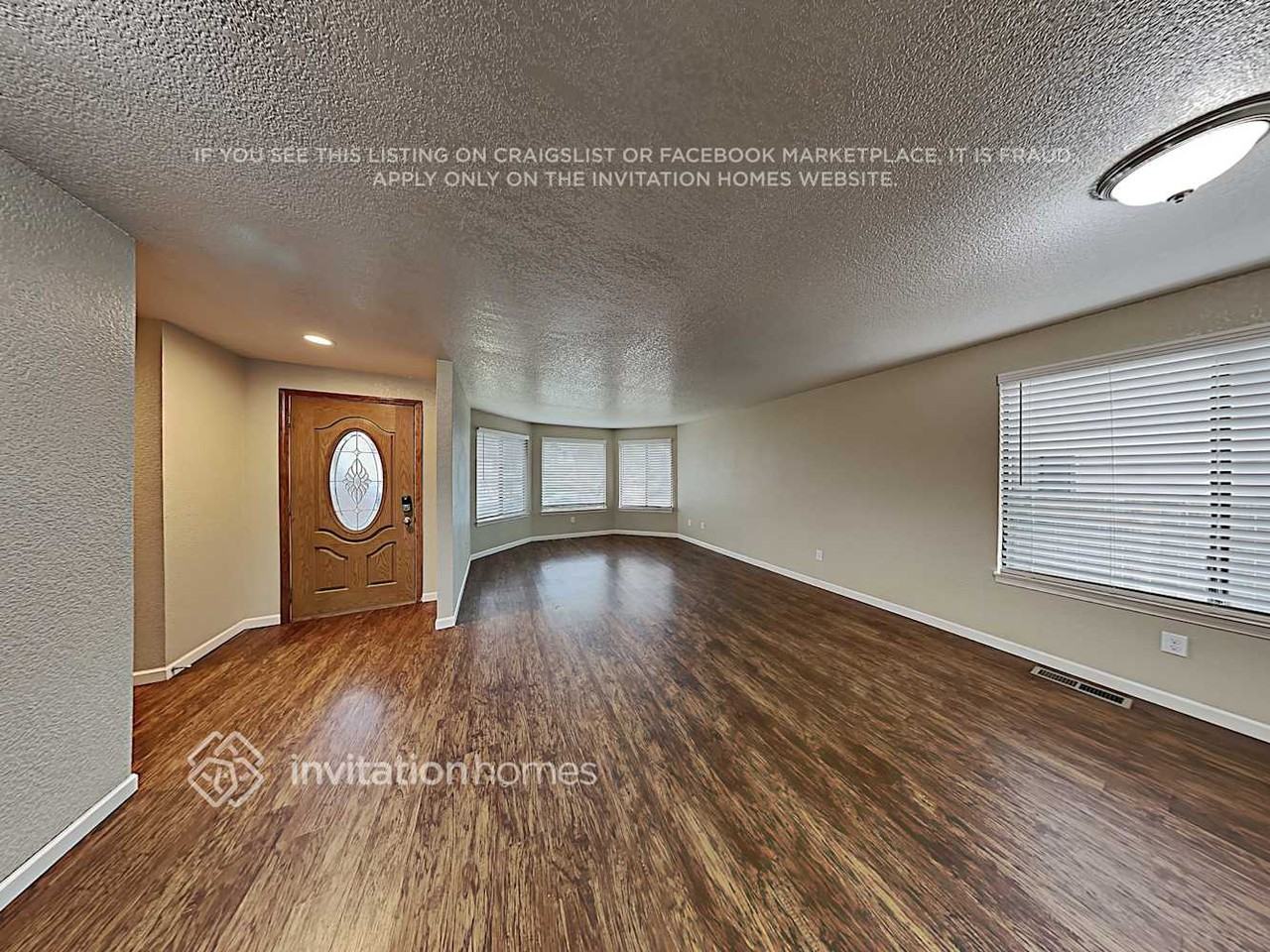 8927 16th Pl Se - Photo 3 of 18