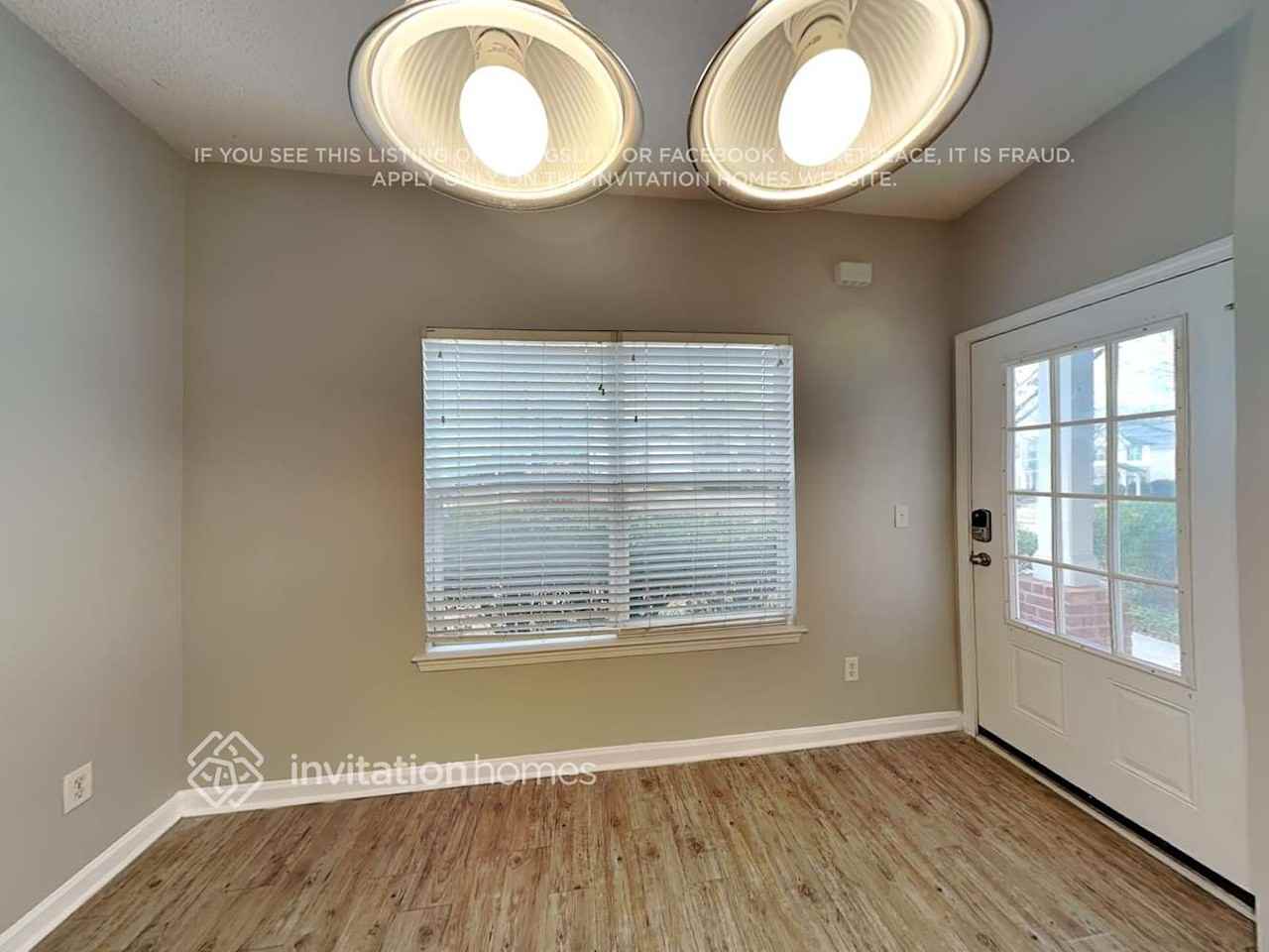 170 Stillwood Dr - Photo 5 of 22