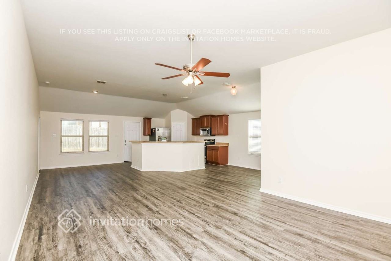6508 Sierra Madre Drive - Photo 3 of 17