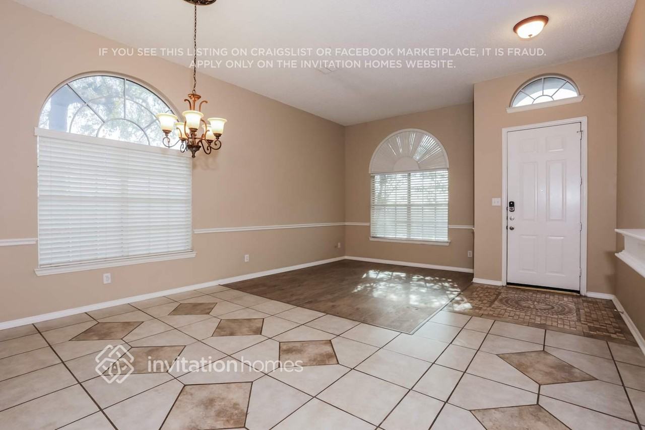 1313 Sheffield Dr - Photo 6 of 18