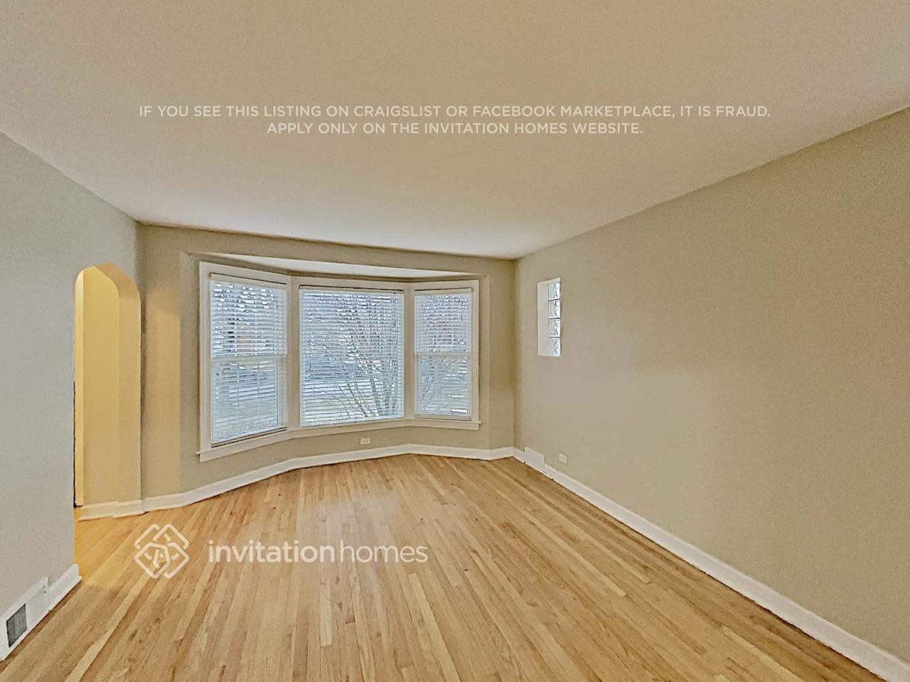 5049 N Newcastle Ave - Photo 6 of 20