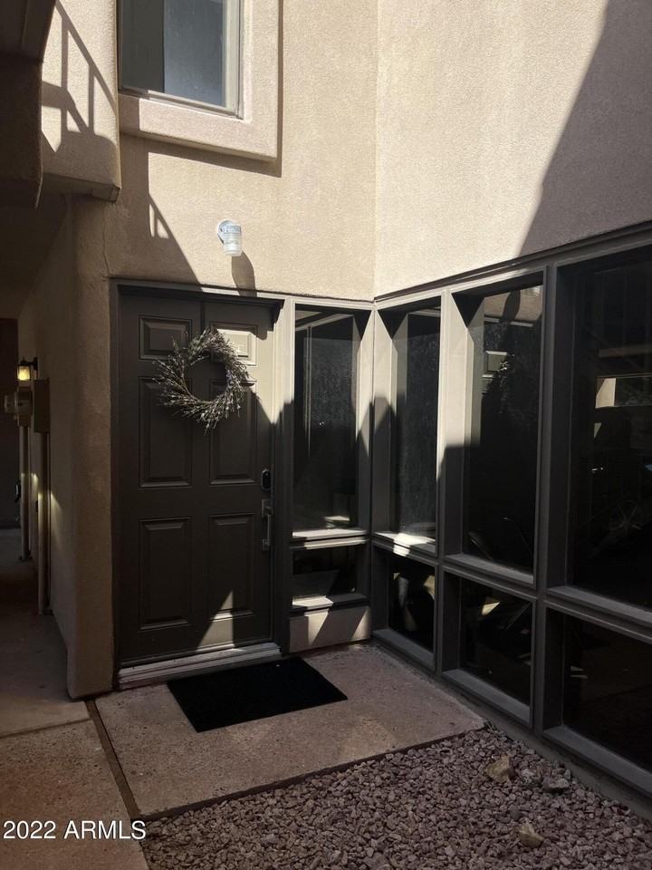 5651 North 79th Street #6 - Photo 7 of 40