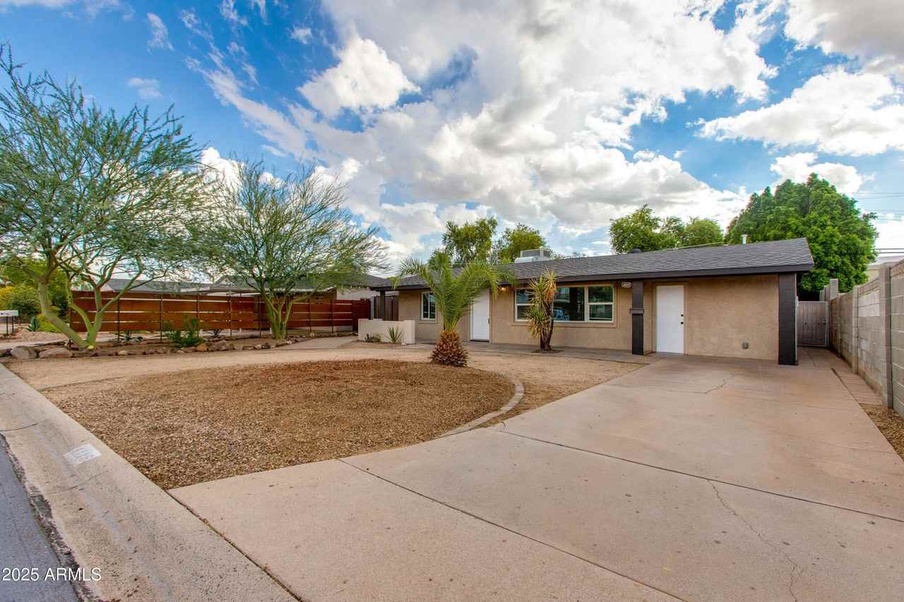 4115 North 42nd Place - Photo 2 of 19