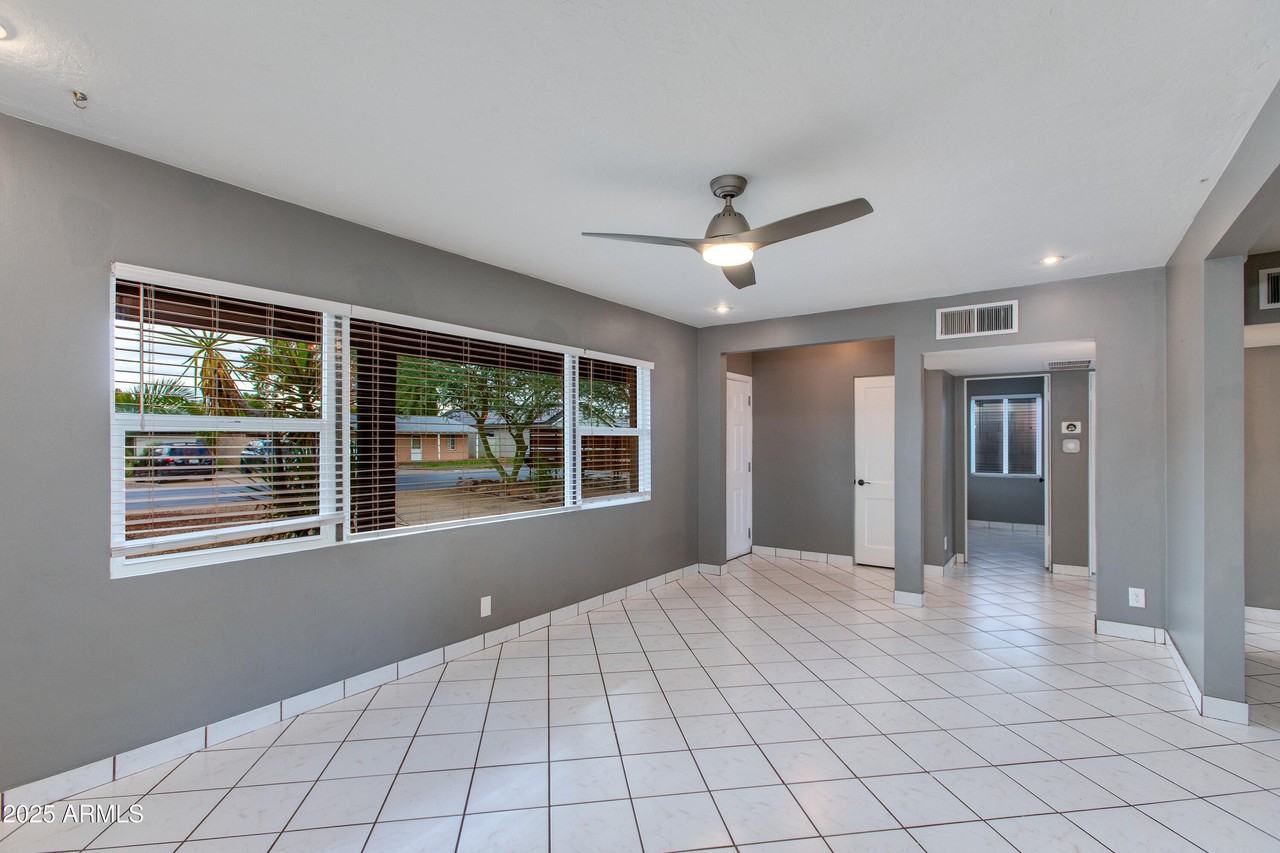 4115 North 42nd Place - Photo 6 of 19