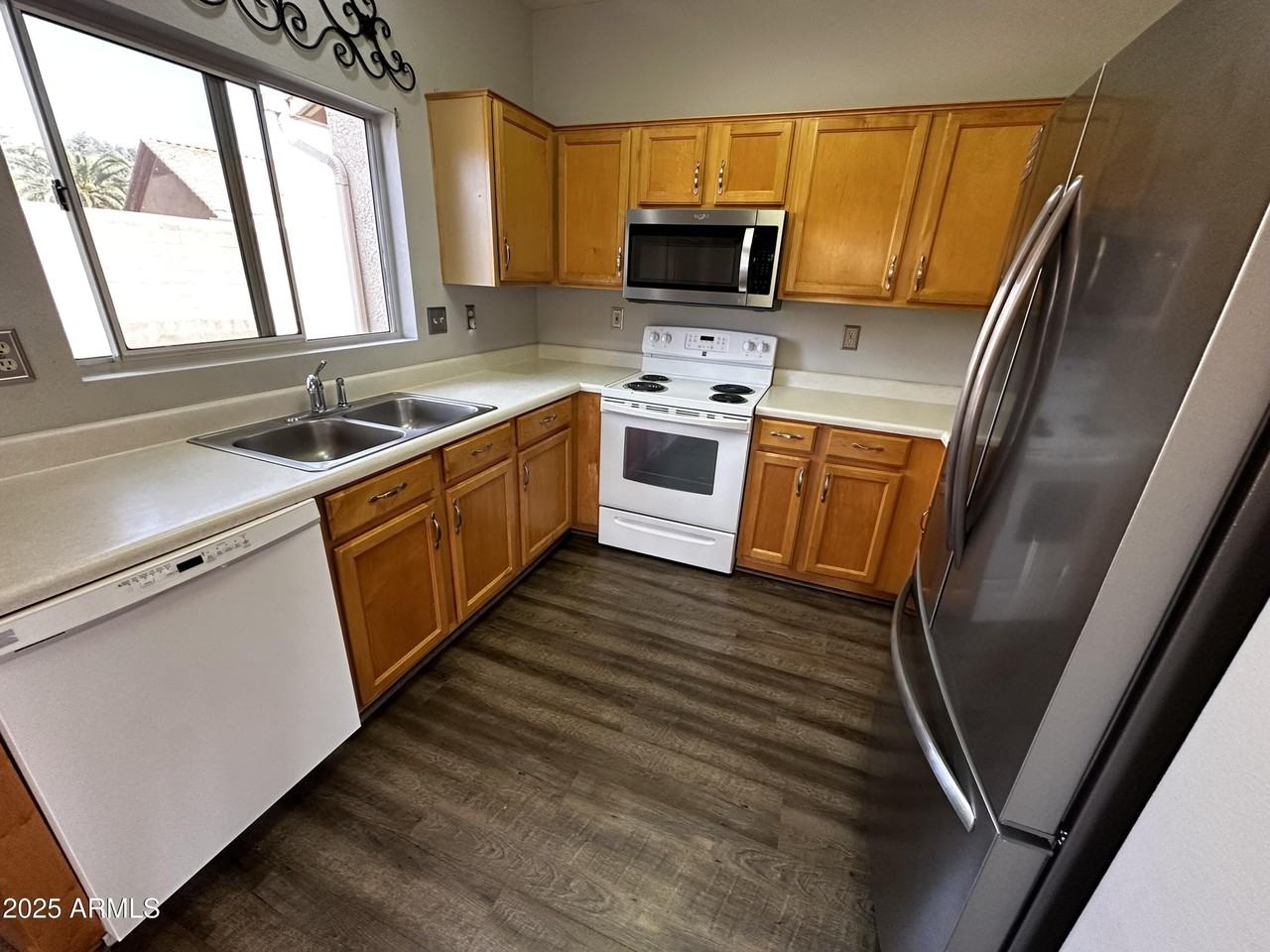 14236 W Caballero Dr - Photo 4 of 23