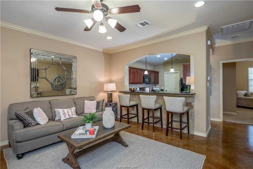 409 Baby Bear Dr - Photo 4 of 16