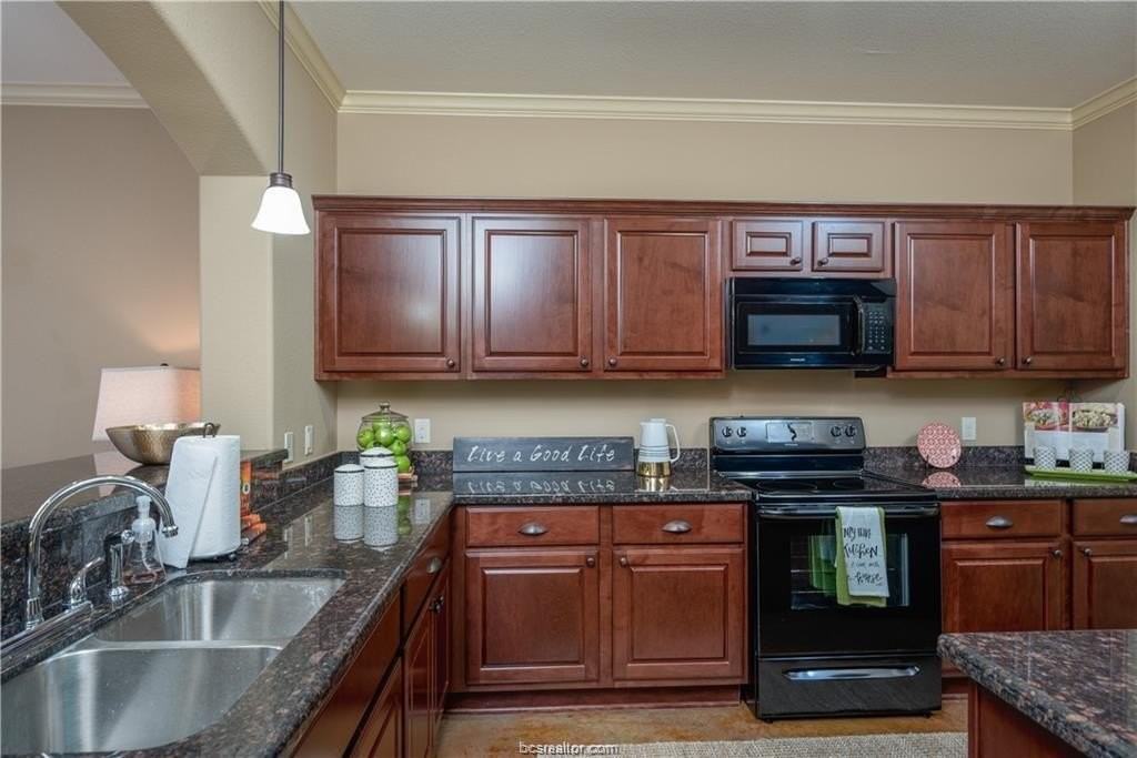 409 Baby Bear Dr - Photo 7 of 16