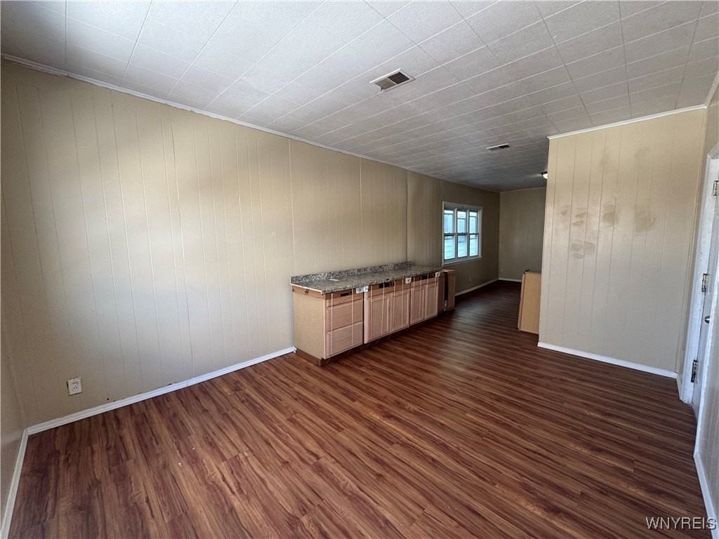 540U Willett St - Photo 2 of 16