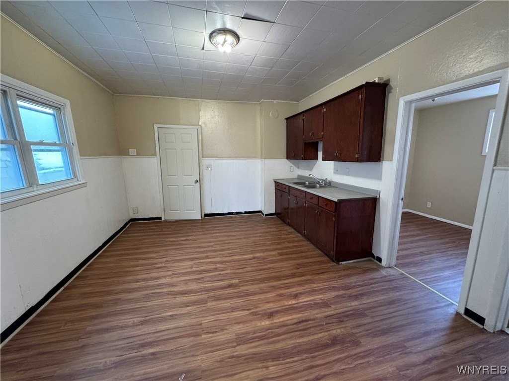 540U Willett St - Photo 7 of 16