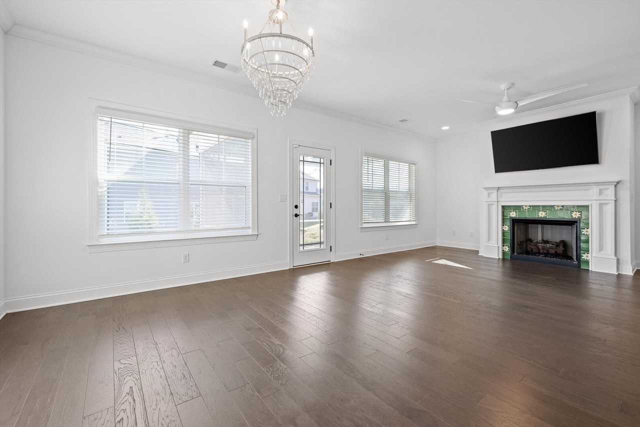 7183 Tailgate Loop - Photo 3 of 38