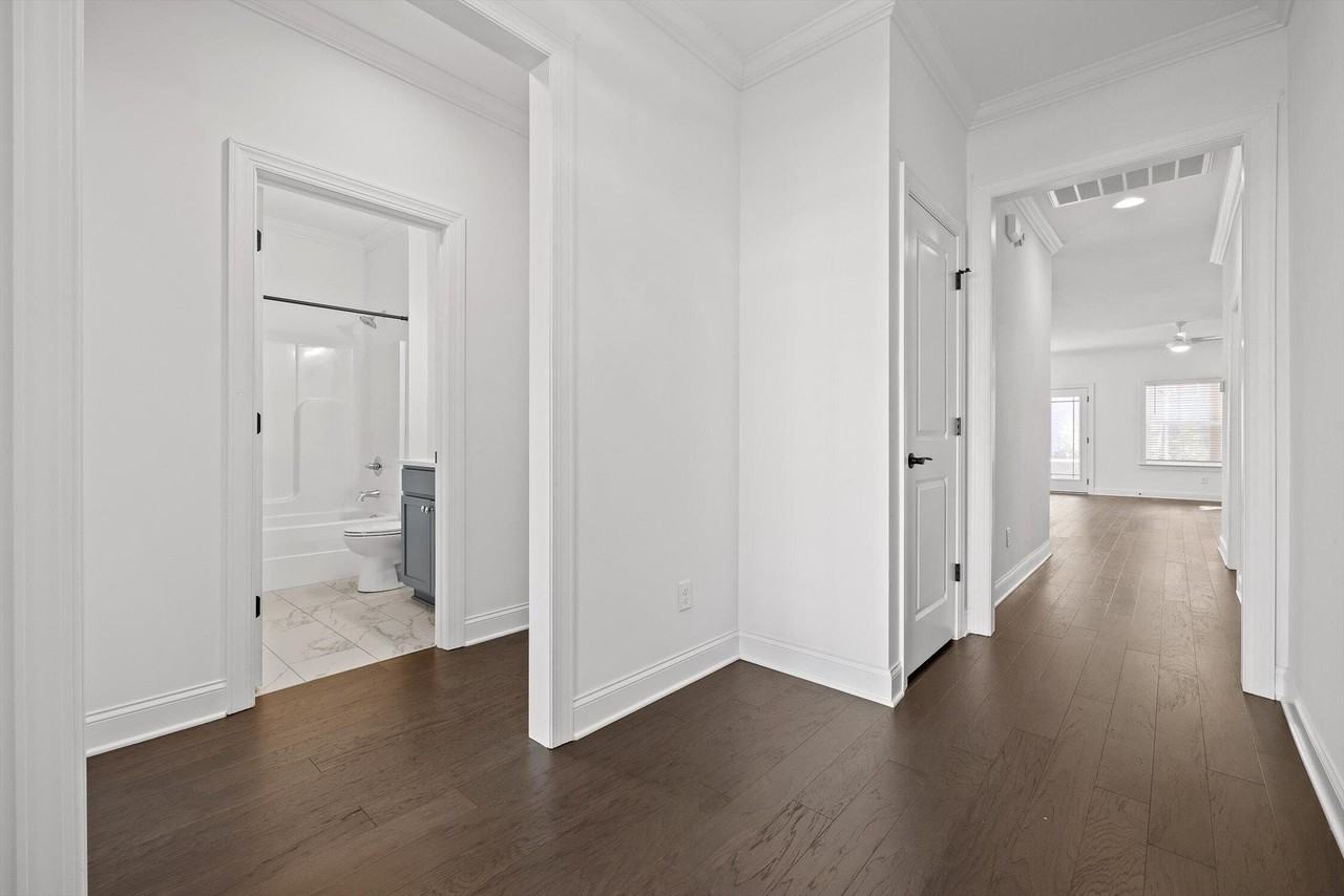 7183 Tailgate Loop - Photo 7 of 38