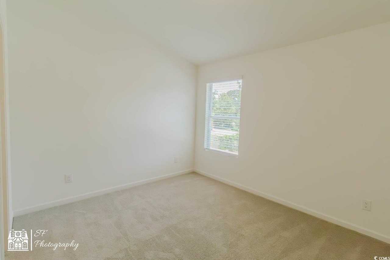 143 Crescent Way - Photo 7 of 22