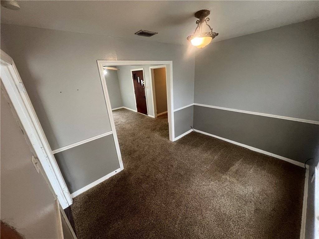 701 Anderson St - Photo 3 of 10