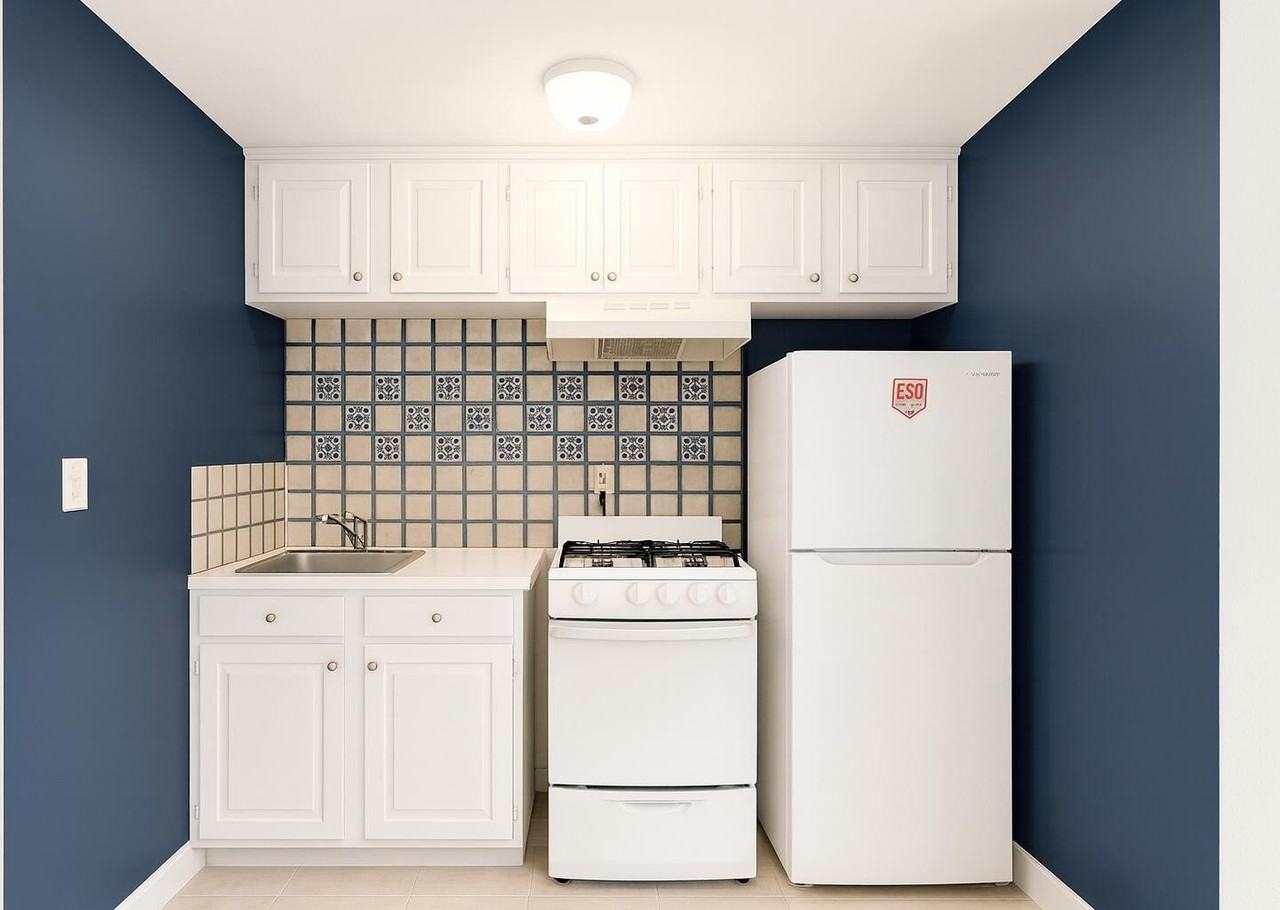 3040 Falmouth Rd Apt F3 #F3 - Photo 7 of 14