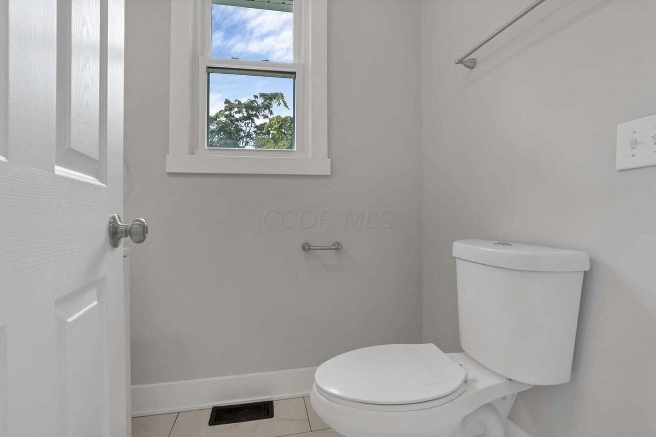 1779 Parsons Ave - Photo 6 of 12