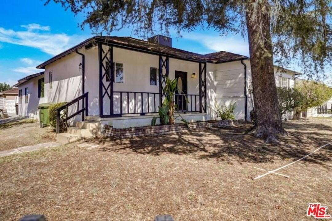 6633 Belmar Ave - Photo 3 of 16