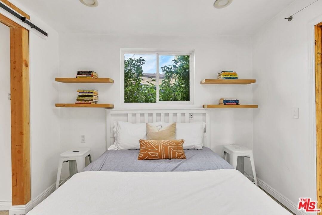 718 Vernon Avenue #A - Photo 7 of 21