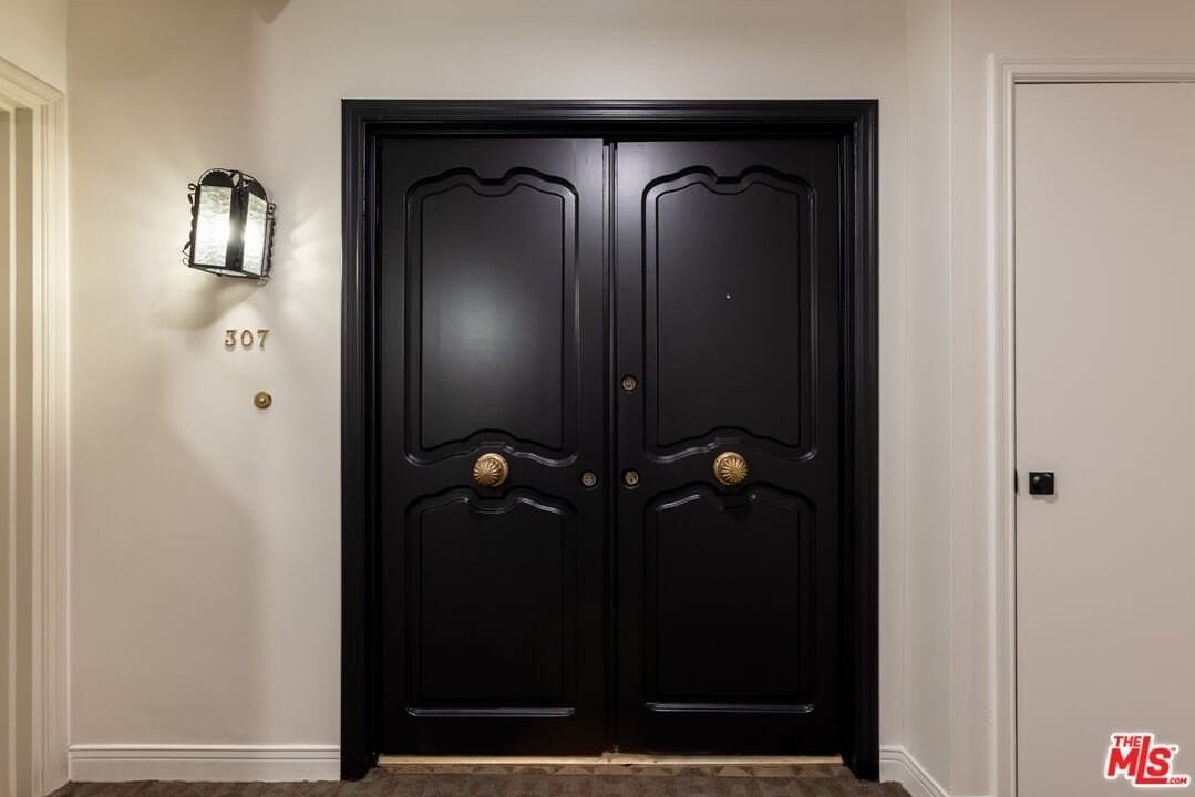 6732 Hillpark Dr Apt 307 #307 - Photo 2 of 27