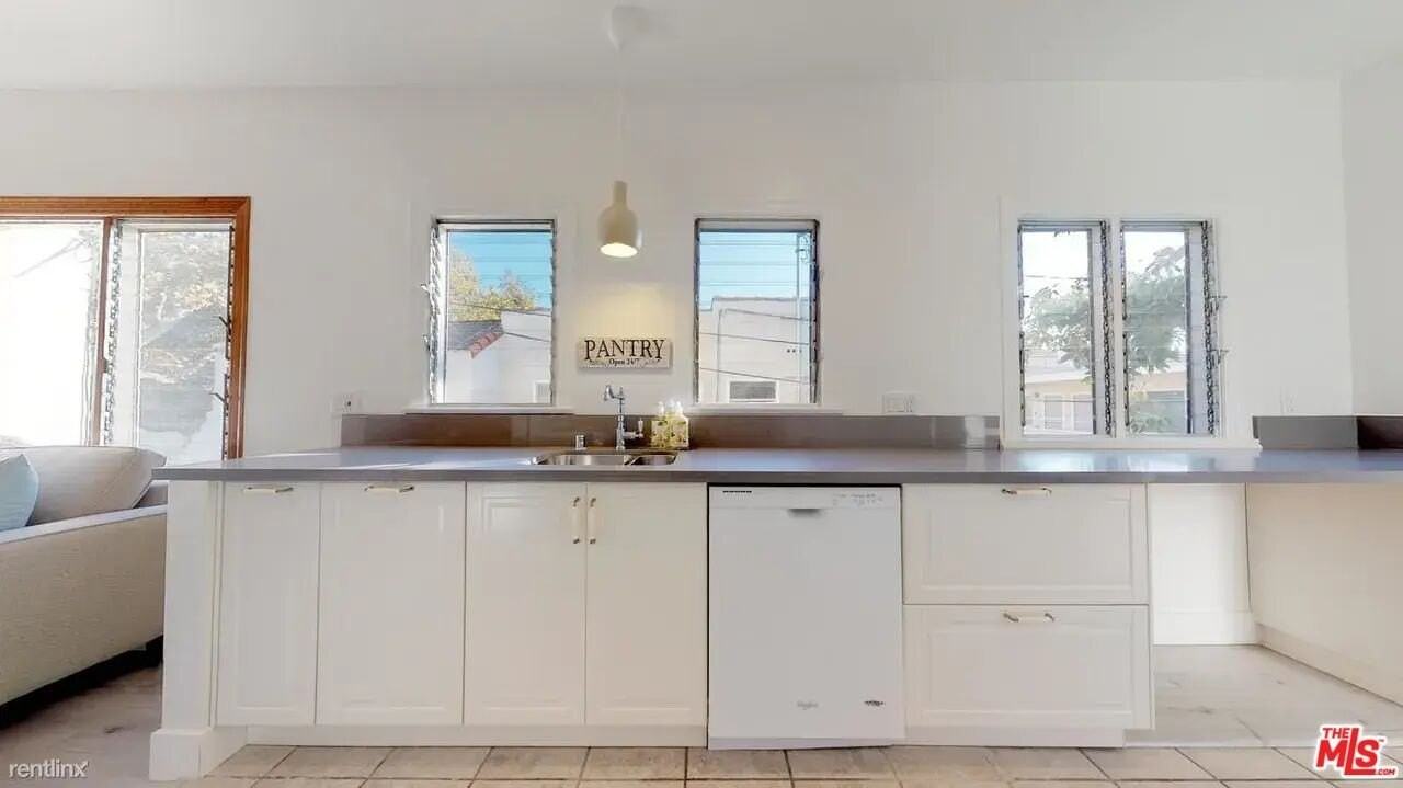 245 South Swall Drive - Photo 5 of 19