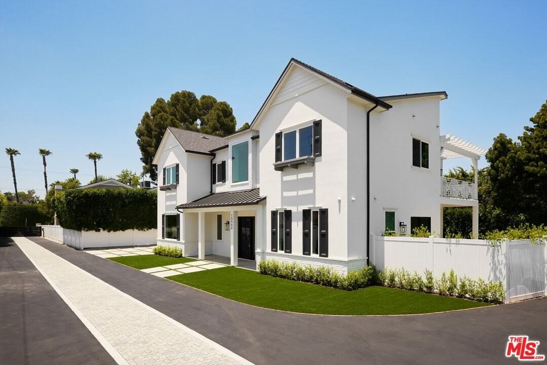 15566 W Chasmila Dr - Photo 2 of 19