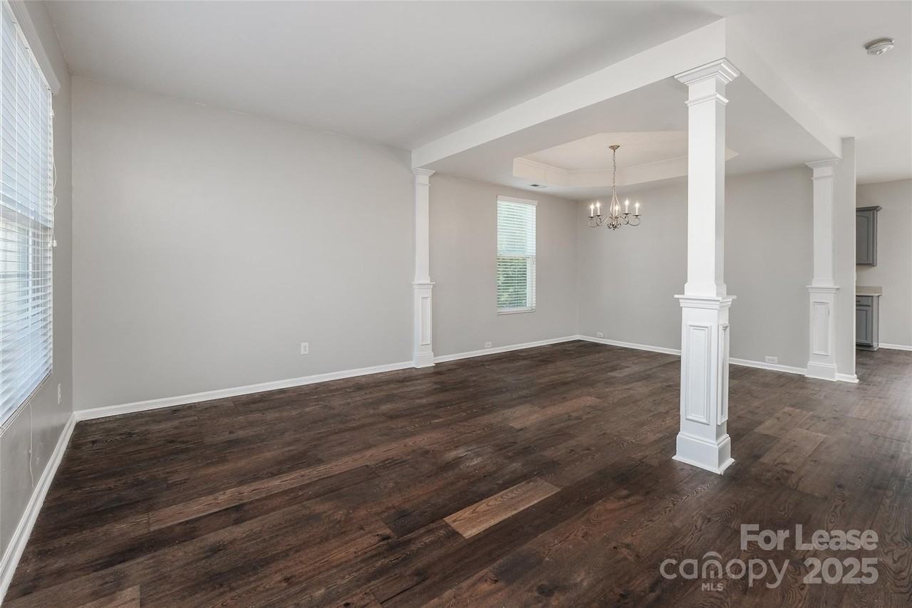 13027 Rothe House Road - Photo 2 of 31