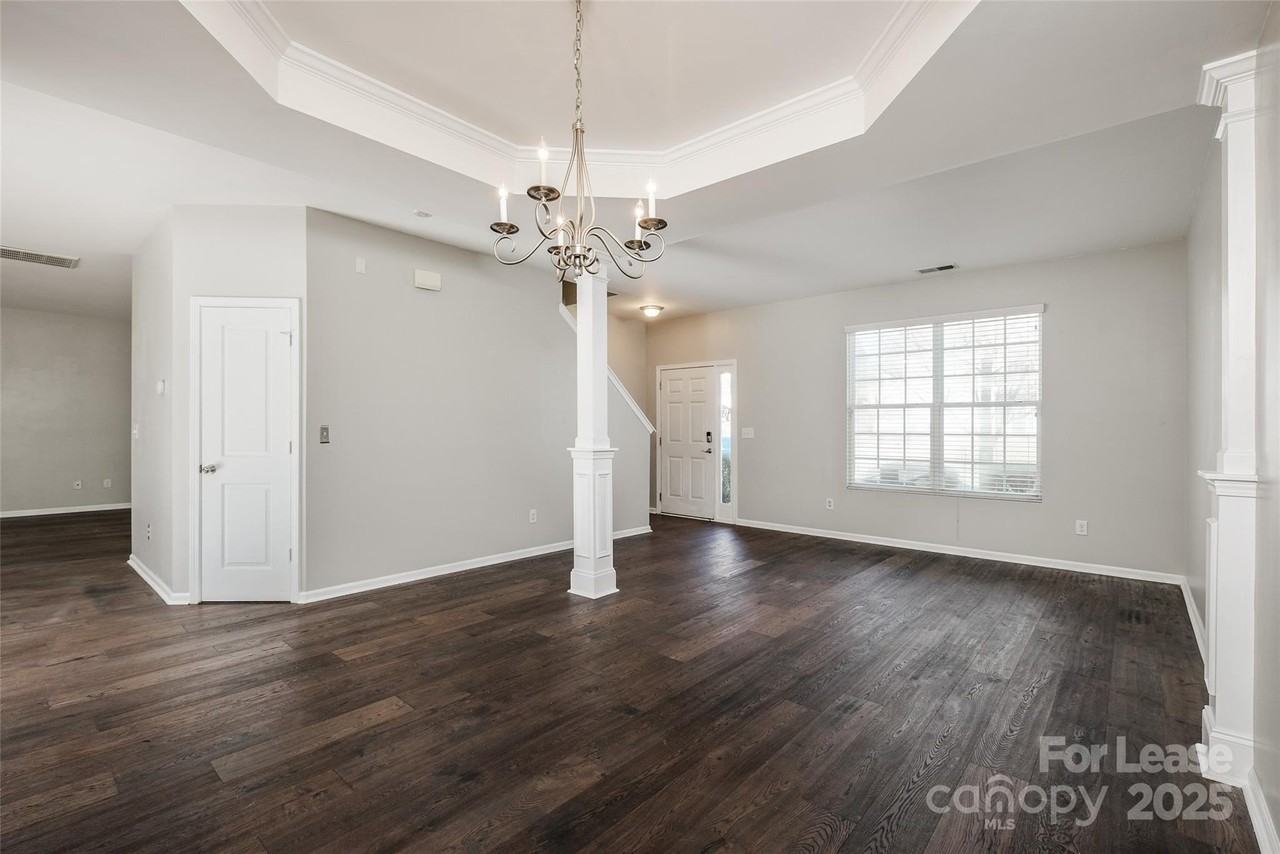 13027 Rothe House Road - Photo 4 of 31