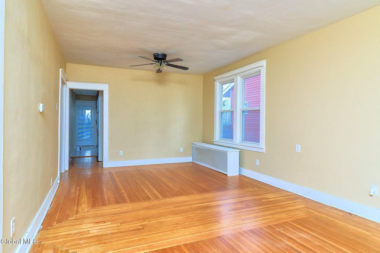 1369 Santa Fe St - Photo 4 of 22