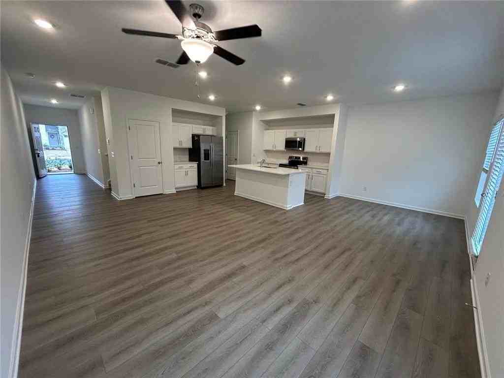 207 Kinship Drive - Photo 7 of 44