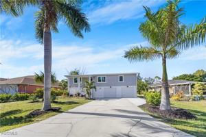 featured image of 10697 Holly Rd