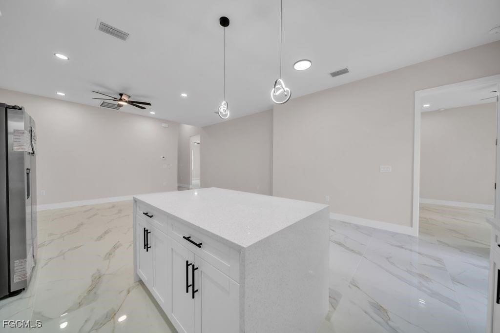 732 Jack Avenue South - Photo 5 of 15