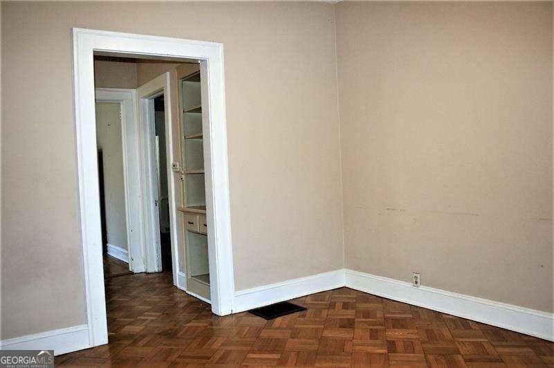 505 8th St Ne Apt 2 #2 - Photo 3 of 23