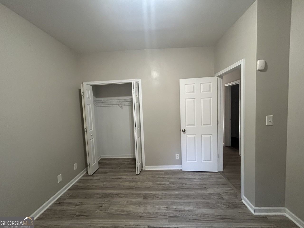 3086 Lauren Parc Road - Photo 2 of 5