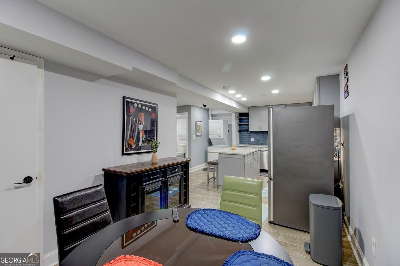 4915 Lake Forest Drive Southeast - Photo 5 of 19