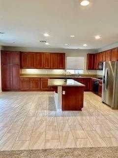 4403 Edam St - Photo 3 of 20