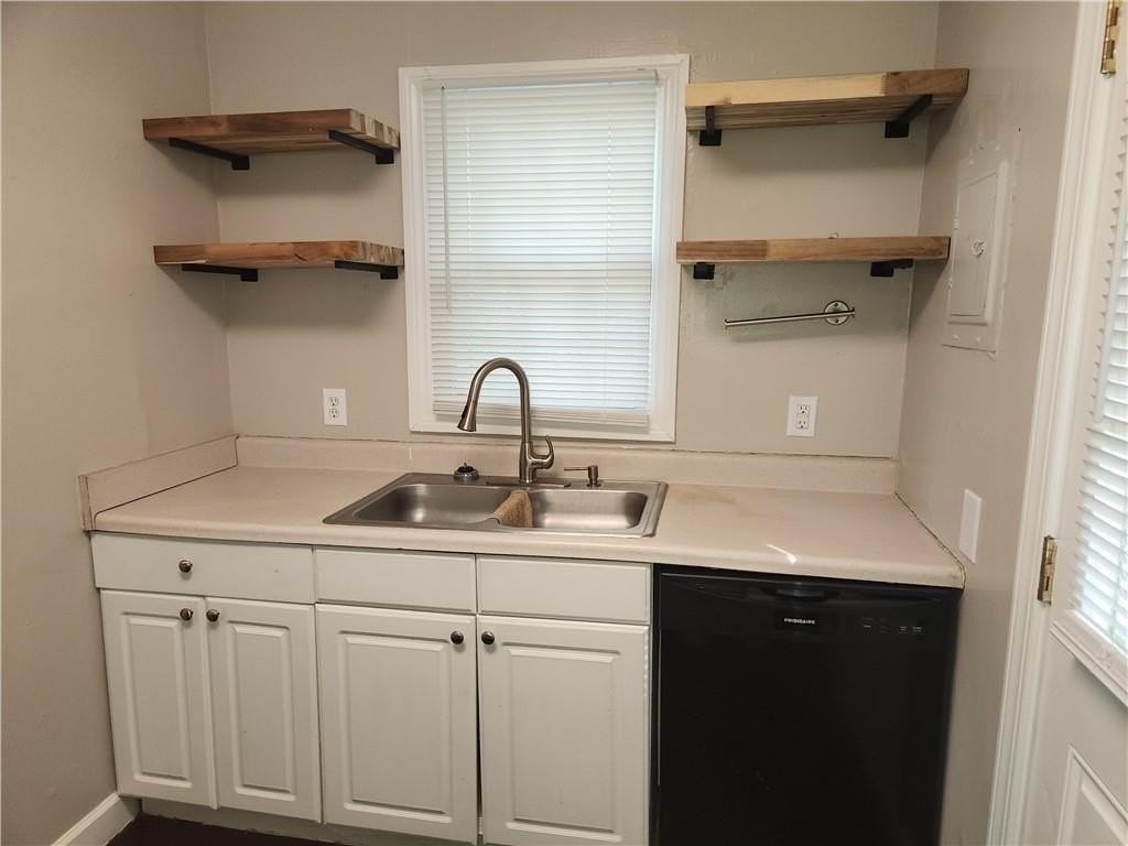 2457 Richard Ave - Photo 5 of 8