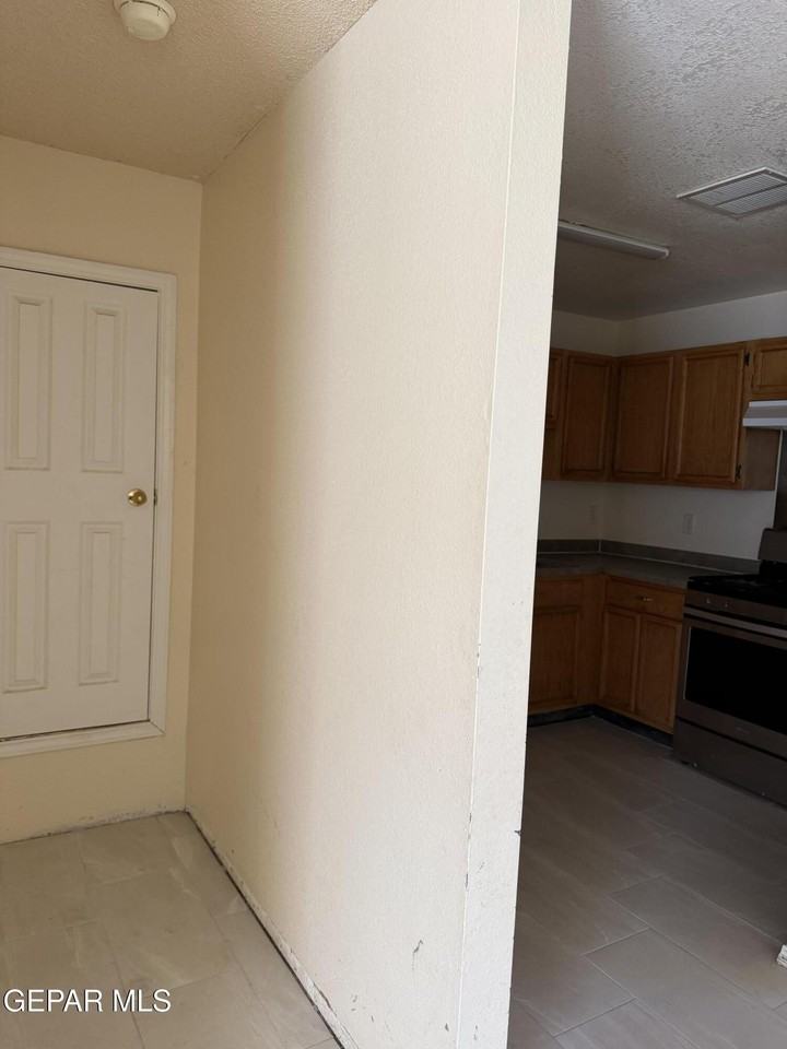 12328 Tierra Apache Road - Photo 3 of 13