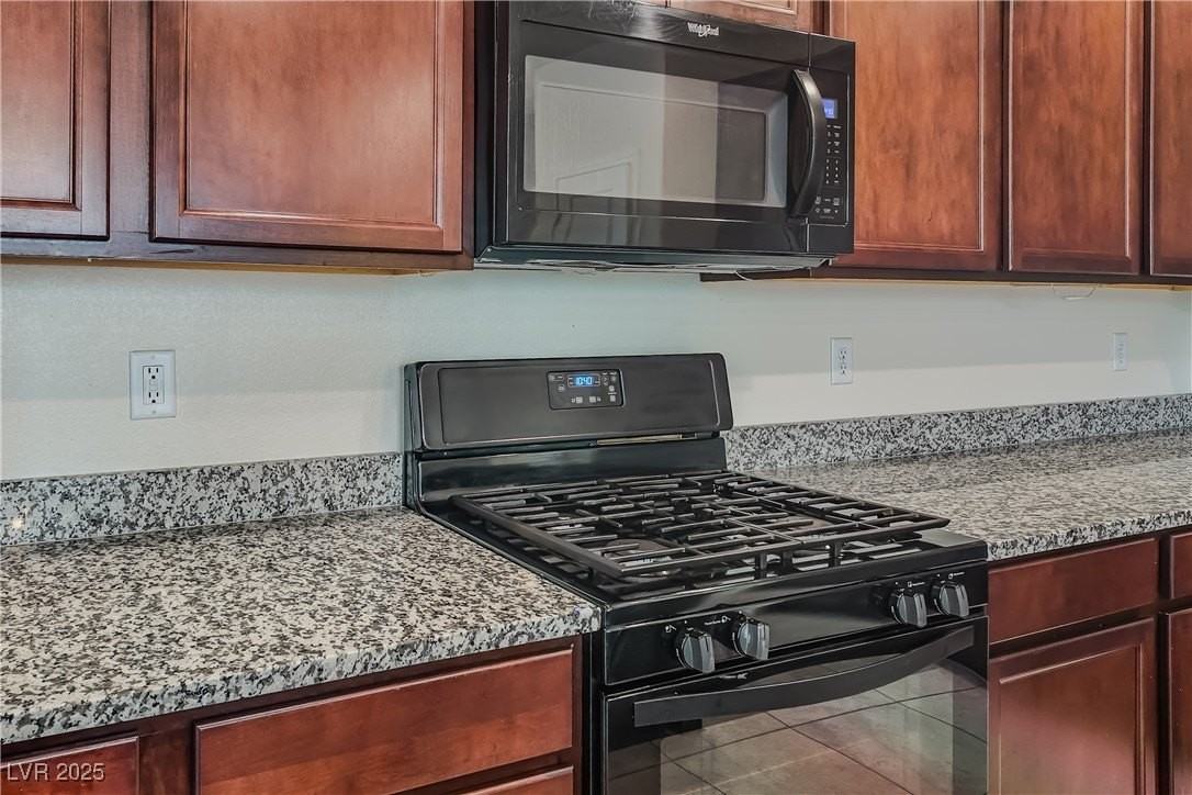 3210 Brynley Ave - Photo 6 of 50