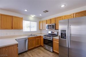 featured image of 3385 Cheyanne Gardens Way