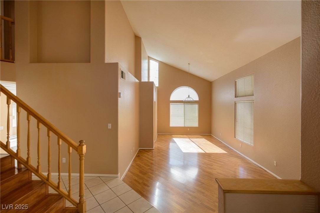 1757 Beechnut Ave - Photo 5 of 34