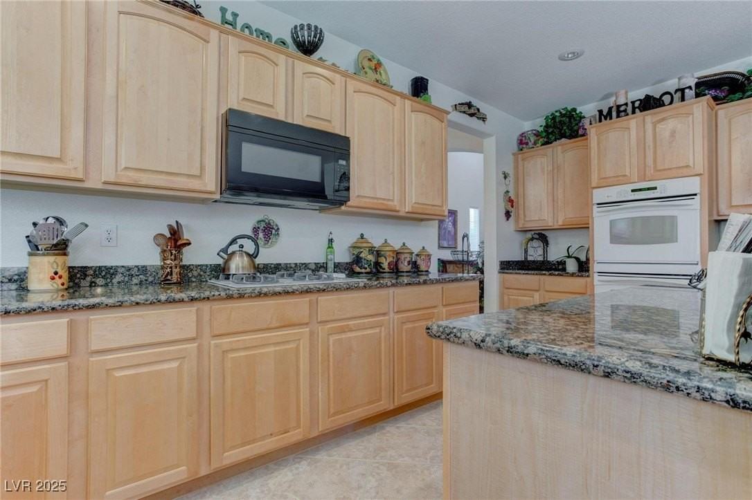 875 Chaste Ct - Photo 6 of 49