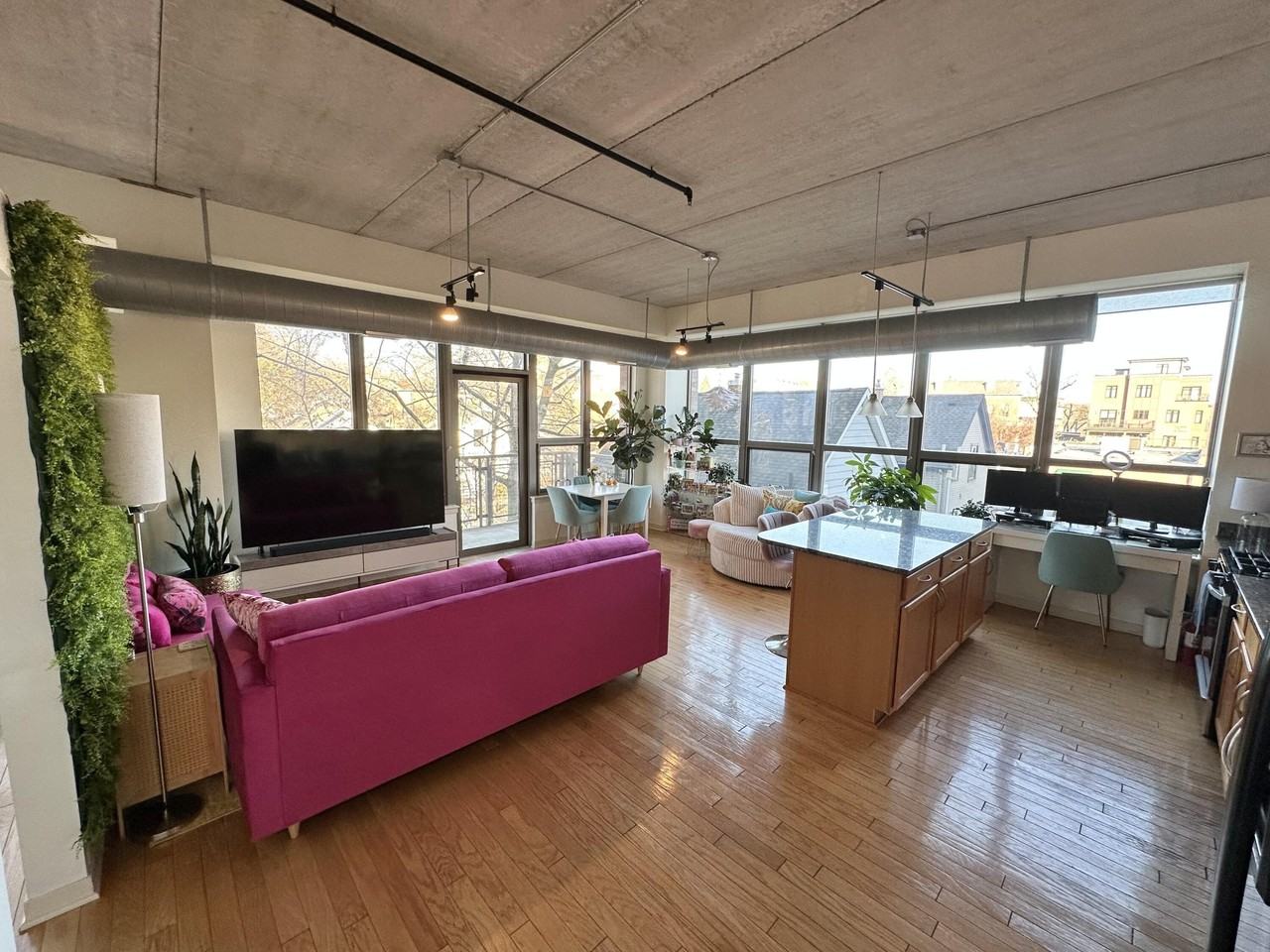 315 2nd St Apt 305 #305 - Photo 2 of 12