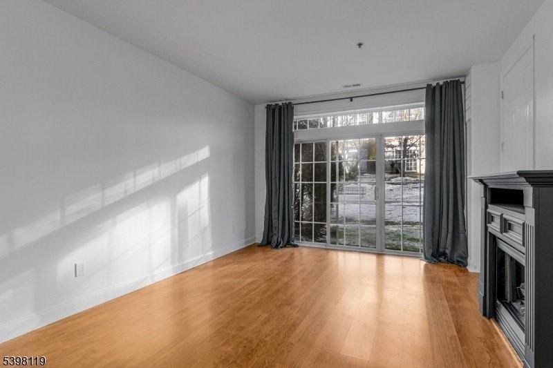 225 Windmill Ct - Photo 7 of 28