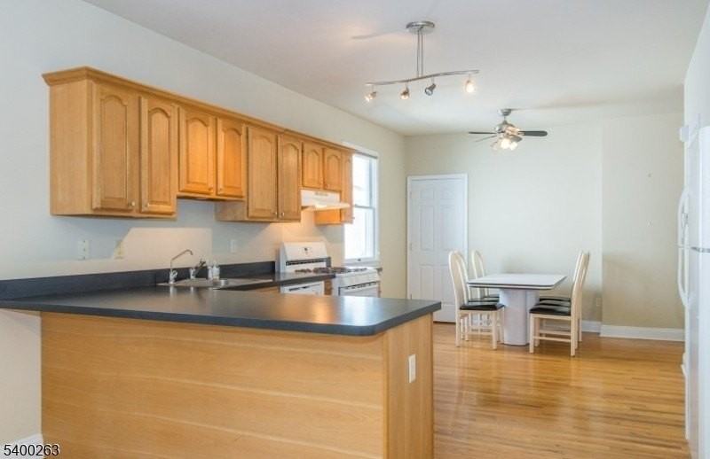 46 Phoenix Ave #B - Photo 7 of 23