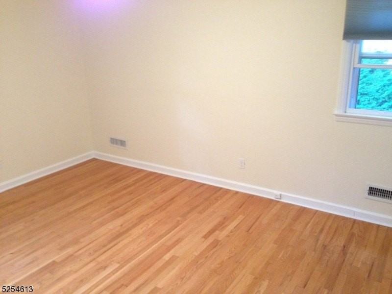 42 Cobblewood Rd - Photo 5 of 10