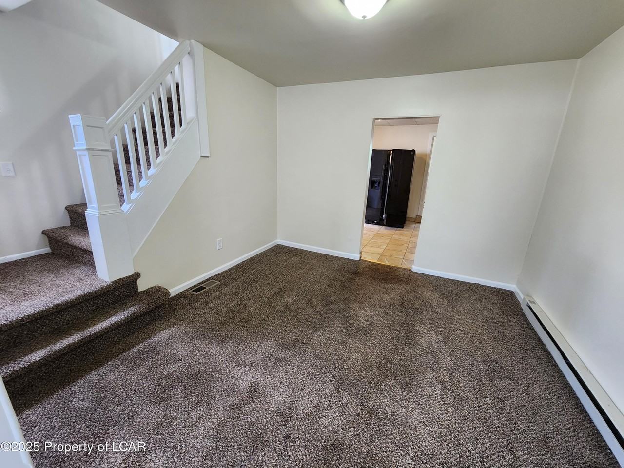 231 Chapel St - Photo 4 of 15