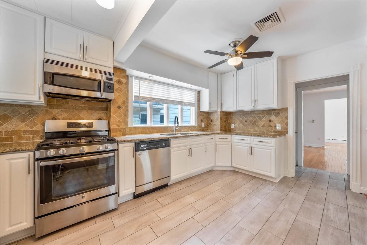 85 Barrows Avenue - Photo 6 of 23