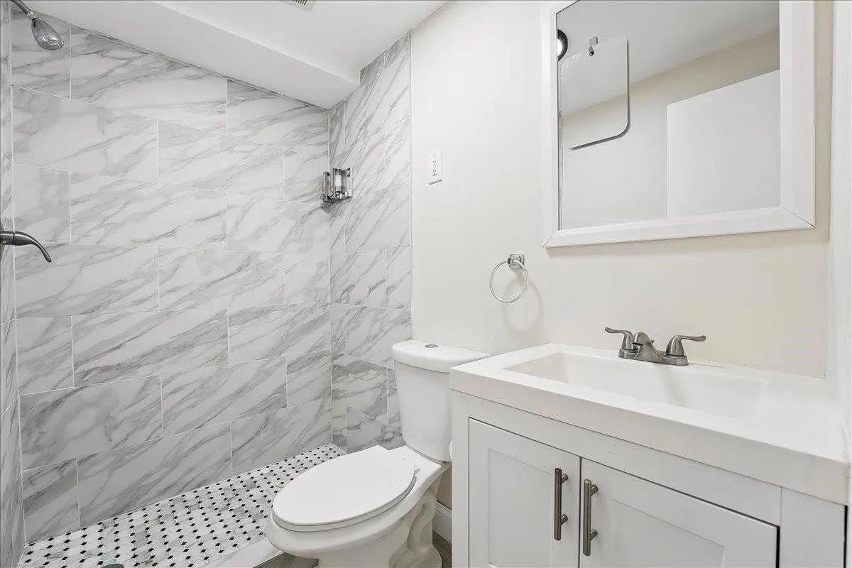 12 Saddlewood Ct #1 - Photo 3 of 24