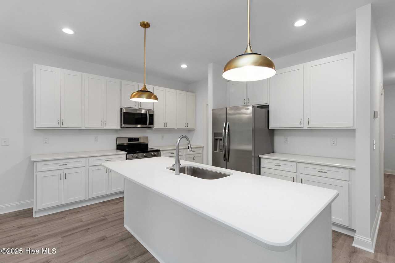 357 357 Mccabe Road - Photo 3 of 14